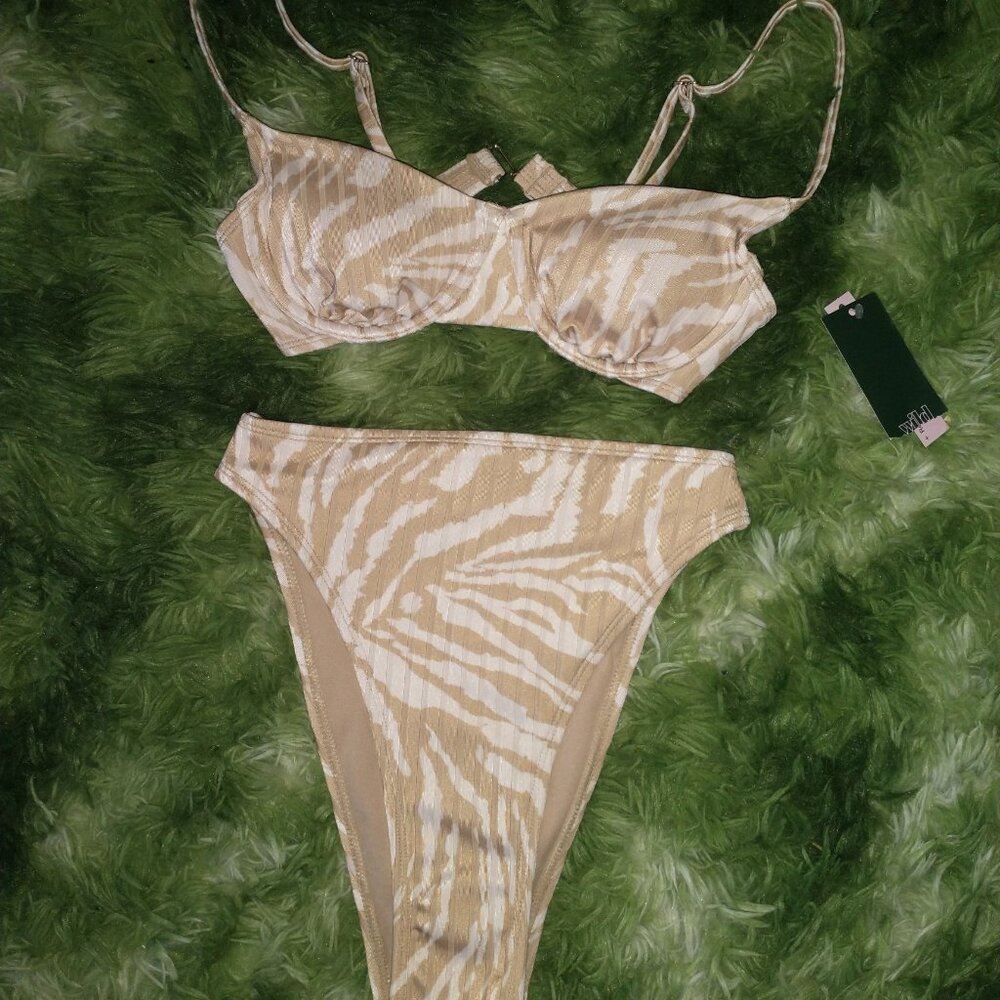 High-Waisted Swim SET